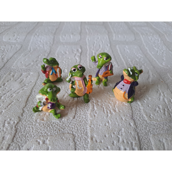 5 stuks krokodillen van kunststof Ferrero 1992 2.5x3.5cm - ferrero