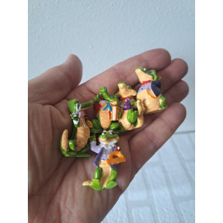 5 stuks krokodillen van kunststof Ferrero 1992 2.5x3.5cm