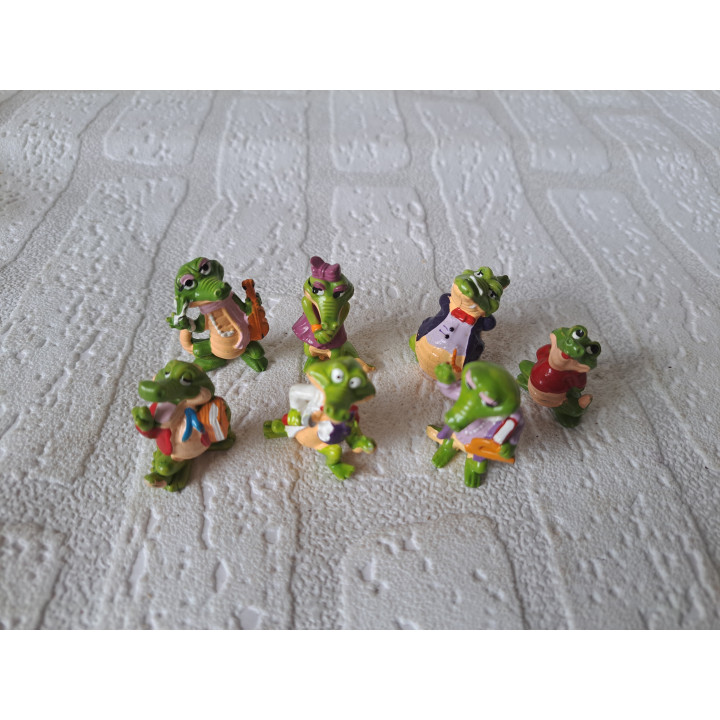 7 stuks krokodillen van kunststof Ferrero 1992 2.5x3.5cm - ferrero
