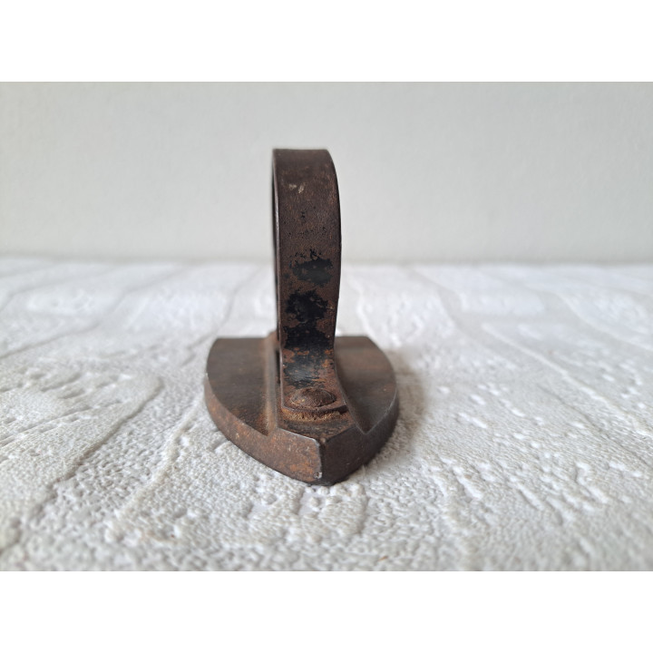 Strijkbout van gietijzer 9x5.5x6cm - strijkbouten