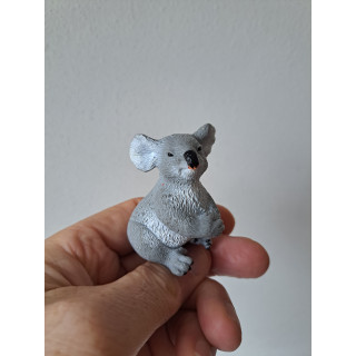 Koala beer van hard rubber McDonald's 1998 5x4x6cm