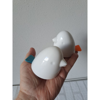 Vogels peper en zoutstel van porselein D6.5xH7.5cm
