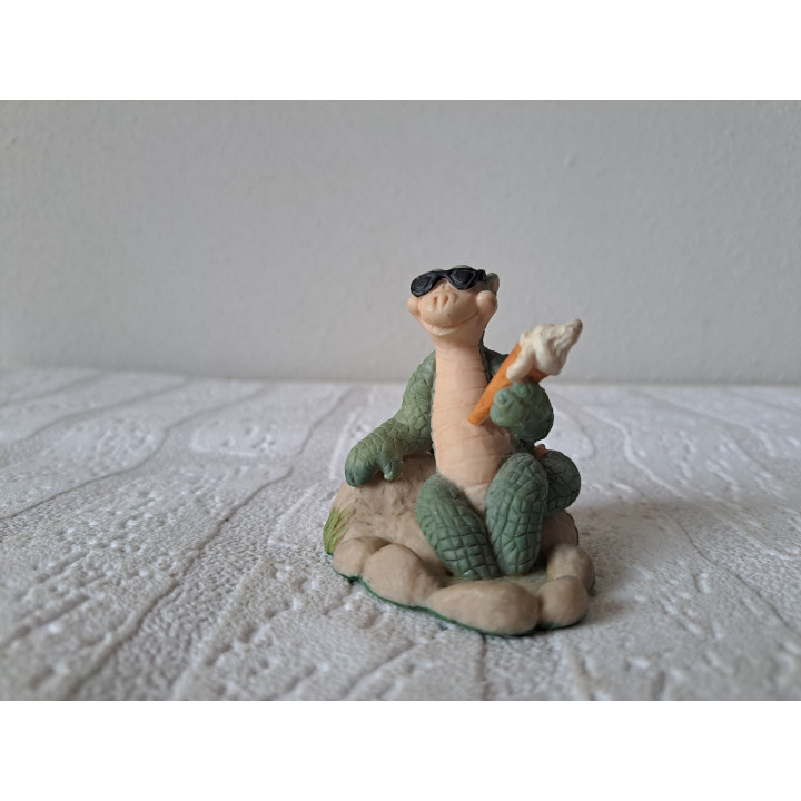 Draak van kunsthars met softijsje Dream Dragons 6.5x5.5x7cm - draken