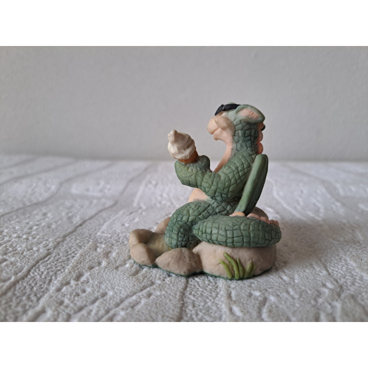 Draak van kunsthars met softijsje Dream Dragons 6.5x5.5x7cm - draken
