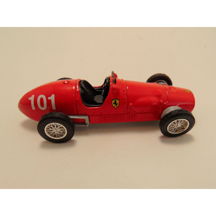 Ferrari 500 F2 1952 formule 2 1:35 rood