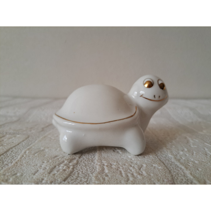 Schildpad van porselein met goudverf 10x6.5x6cm - dierfiguren