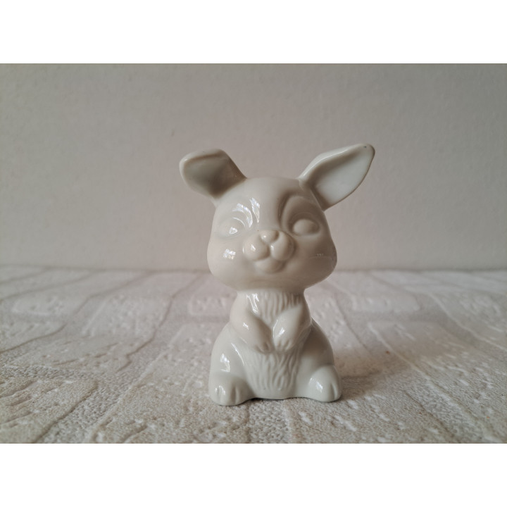 Rechtop zittend konijn van porselein 6x4.5x8cm - dierfiguren