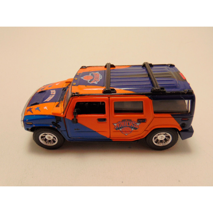 Hummer H2 Basketball New York Knicks Fleer Collectibles