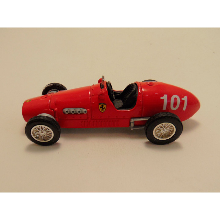 Ferrari 500 F2 1952 formule 2 1:35 rood