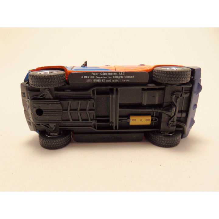 Hummer H2 Basketball New York Knicks Fleer Collectibles