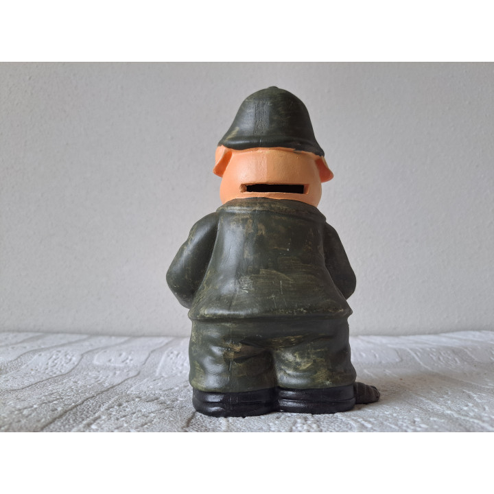 Varken van aardewerk als brandweerman spaarpot 11x8.5x18cm - spaarpotten