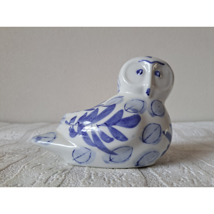 Uil van porselein met delfsblauw kleur 14x8x10cm - dierfiguren