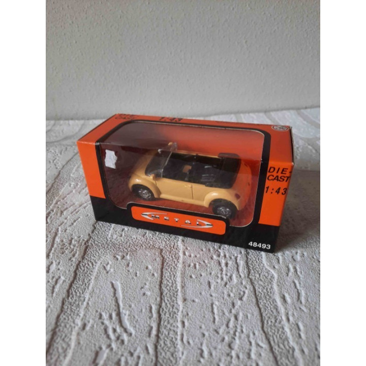 Volkswagen new beetle cabrio 1:43 Flevo toys 48493 geel