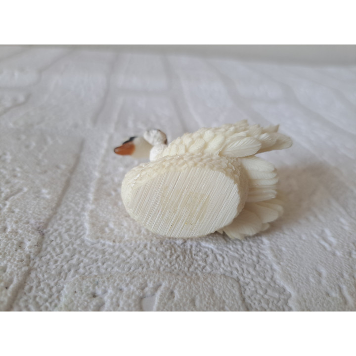 Zwaan van kunsthars met pul-jong 6x3.5x5cm (A1) - dierfiguren