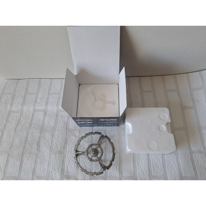 Deep Space 9 Star Trek Hero collector 2022 ONBESCHADIGD - Star Trek