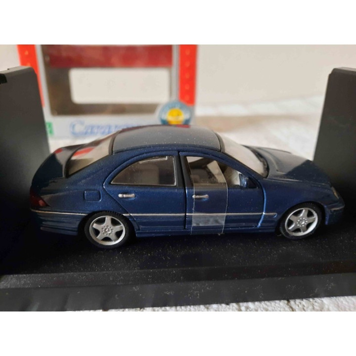 Mercedes Benz C Class sedan 1:43 Cararama blauw
