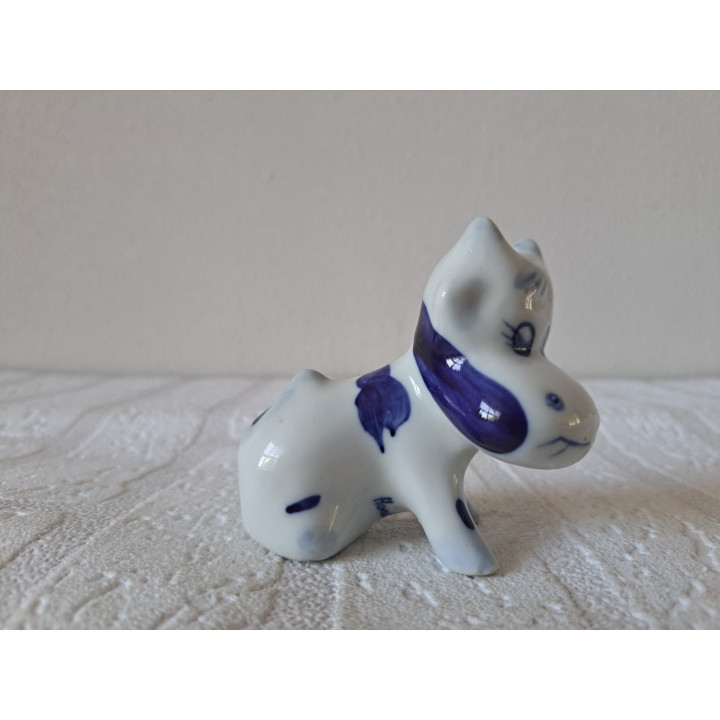 Handgeschilderd Koe van porselein 8x5x7cm - dierfiguren