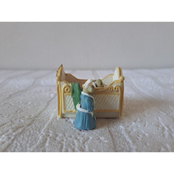 Verpleegster muis van kunsthars met zieke muis Enesco 1286355 - dierfiguren