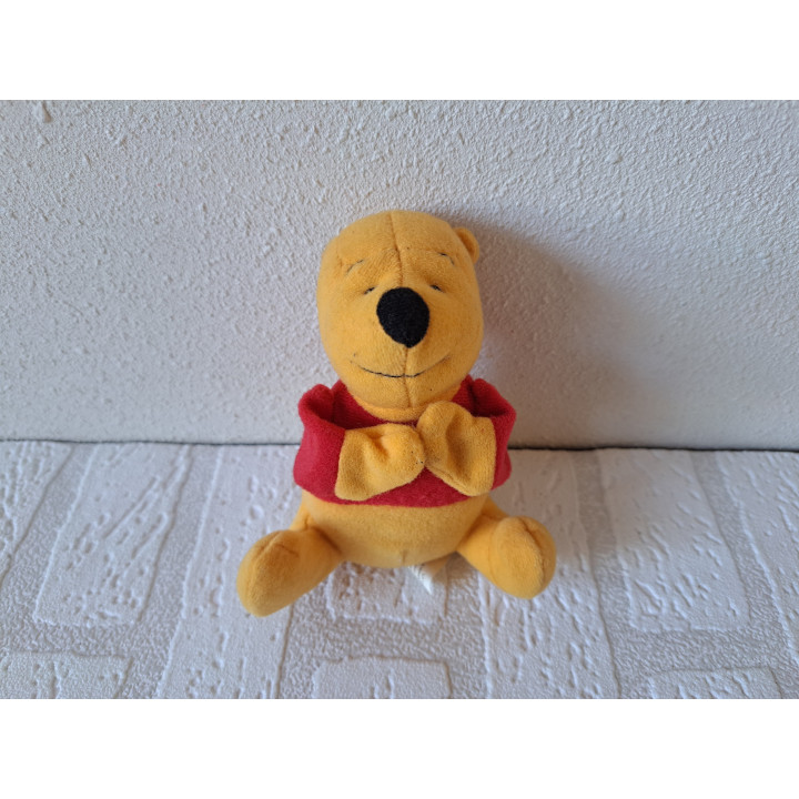Winnie de Poeh van stof  McDonald's 10x6.5x13cm - McDonald's