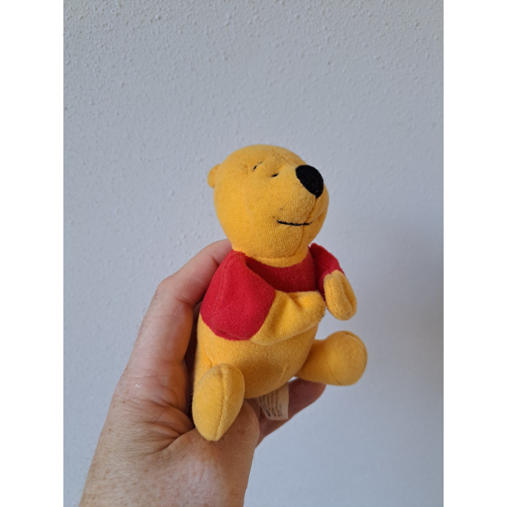 Winnie de Poeh van stof  McDonald's 10x6.5x13cm