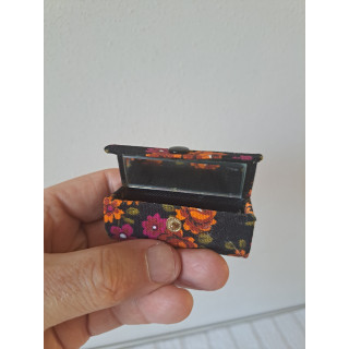 Lippenstiftdoosje van stof met spiegeltje 6.5x2.5x2.5cm