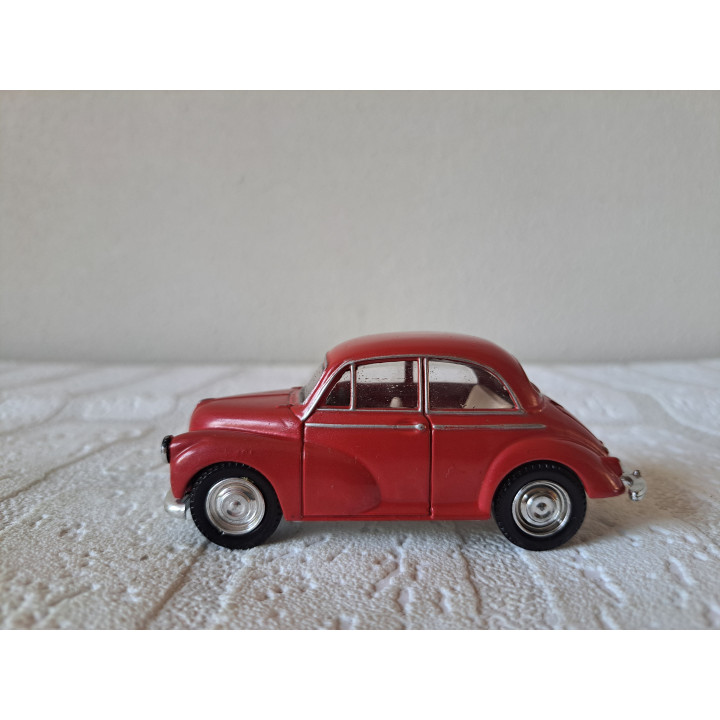 Morris Minor 10.5x4.5x4.5cm roodbruin - Verzamelmodelauto