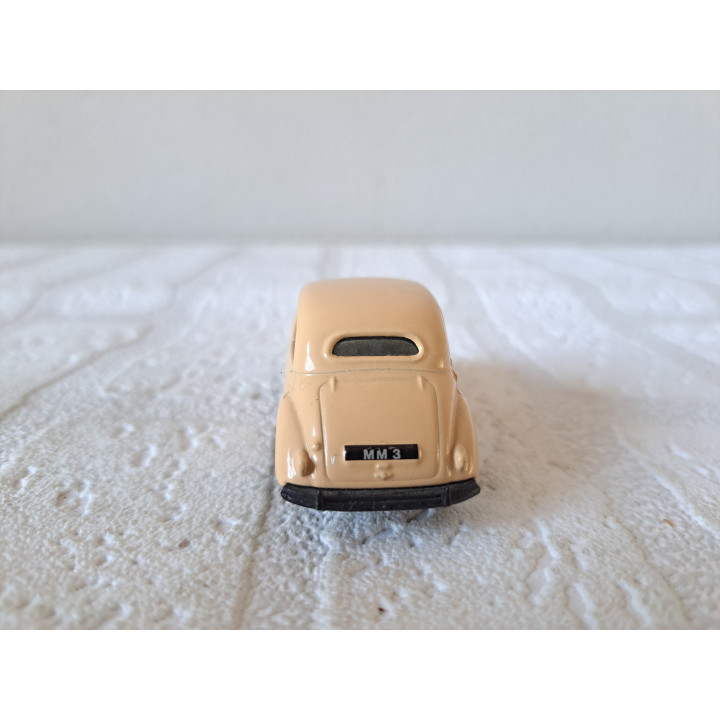 Morris Minor Corgi 7x3x3cm lichtbruin - Verzamelmodelauto