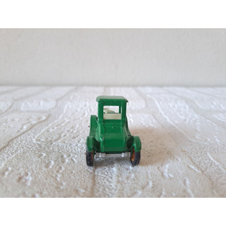 T Ford 1919 Efsi Holland groen 5.5x2.5x3cm (2) - modelauto