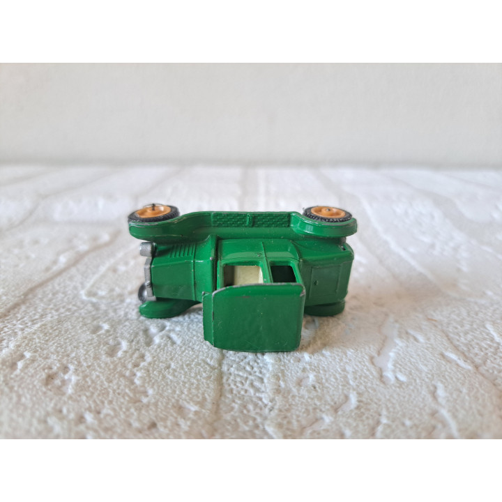 T Ford 1919 Efsi Holland groen 5.5x2.5x3cm (2) - modelauto