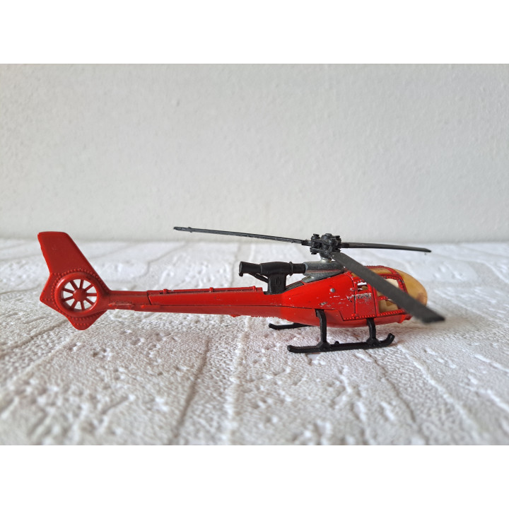 Helicopter SA 341 Gazelle SOS ambulance 1:70 Majorette 371 - luchtvaart