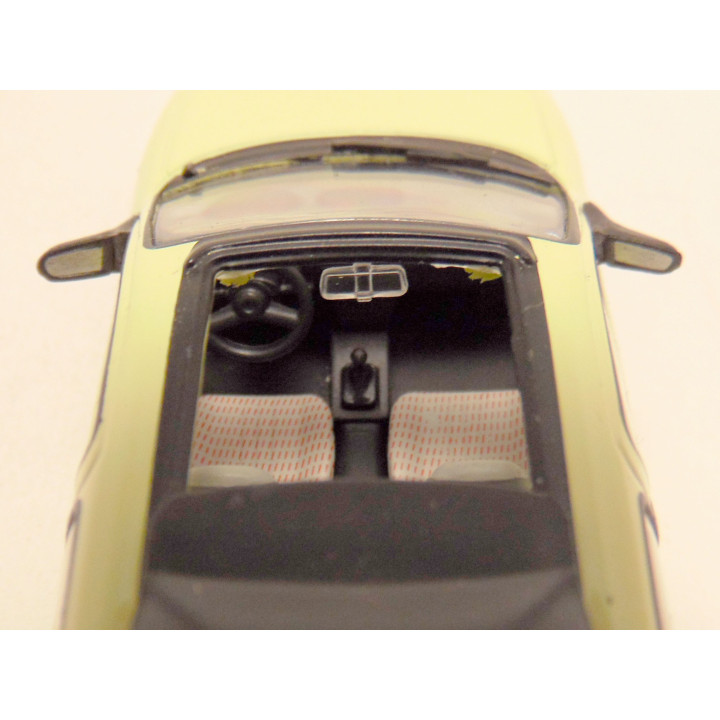 Opel Corsa B swing open 1:43 IXO models lichtgroen