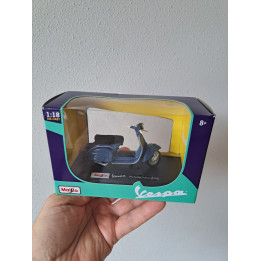 Vespa 150 Sprint Veloce 1969 1:18 Maisto
