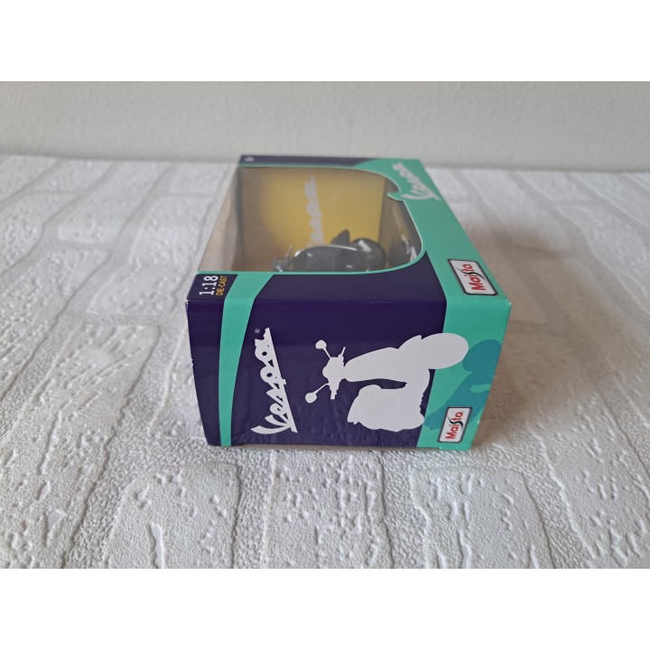 Vespa P150X 1978 1:18 Maisto - vespa