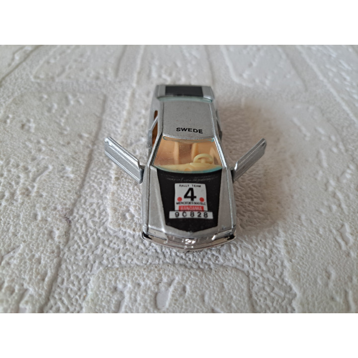 Mercedes 500 SEC 1:64 Yatming 1087 7x2.5x2cm - modelauto