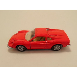 Ferrari Dino 246 GT 1:36 Maisto rood Ferrari Dino 246 GT 1:36 Maisto rood