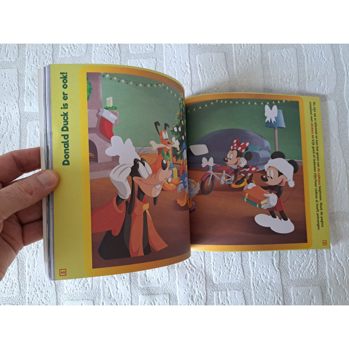 Mickey verhaaltjes - stickers en spelletjesboek 9789052957135 - disney