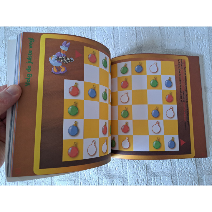 Mickey verhaaltjes - stickers en spelletjesboek 9789052957135 - disney