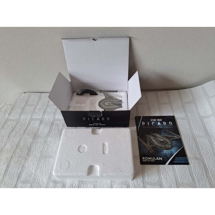 Romulan Bird of Prey Star Trek Picard Collector Kopen