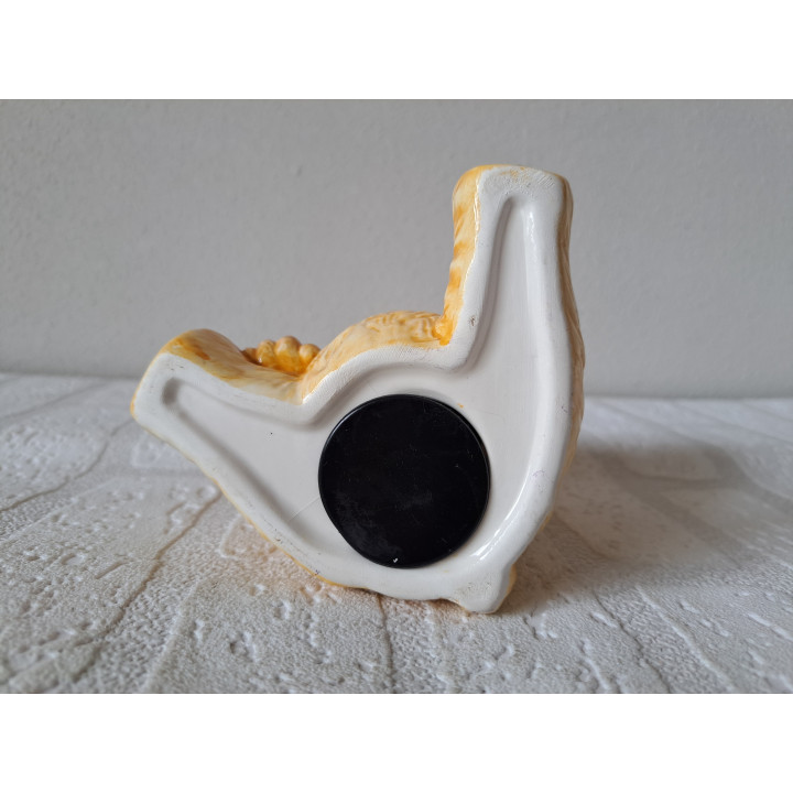 Zittende beer van porselein met strik spaarpot 11x9x12.5cm - spaarpotten