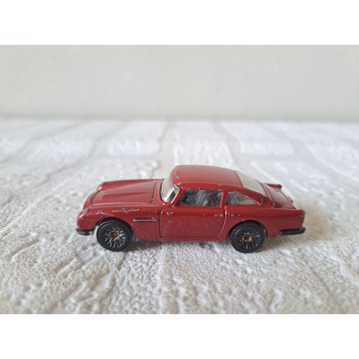 Aston Martin DB5 1963 Hot wheels 2015-245