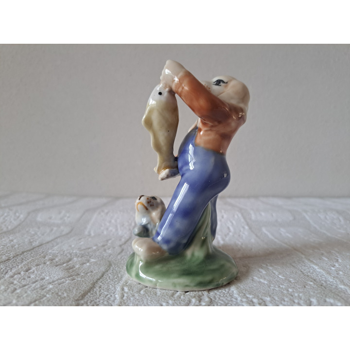 Cocker spaniel hond van porselein als visser 6x6x12cm - dierfiguren