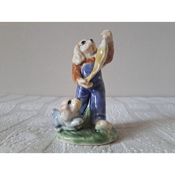 Cocker spaniel hond van porselein als visser 6x6x12cm - dierfiguren