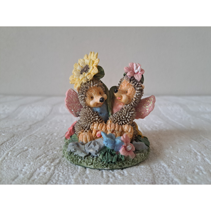 Elfen egels van kunsthars met bloemen RFA D6xH7.5cm - dierfiguren