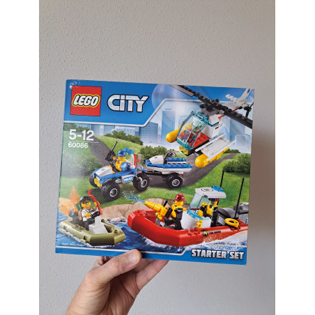 City Starter Set 2015 Lego City 60086
