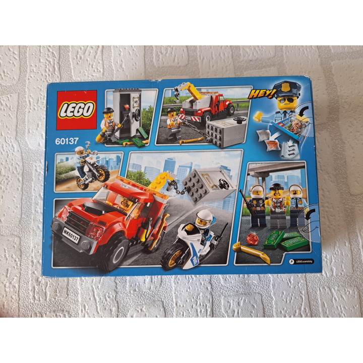 Problemen met sleepwagen 2017 Lego City 60137 ONGEOPEND - lego en Duplo