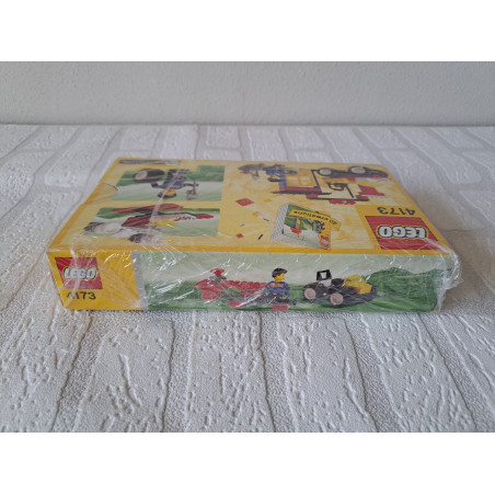 Max's Pitstop 2001 Lego Creator Basic Set 4173 - lego en Duplo