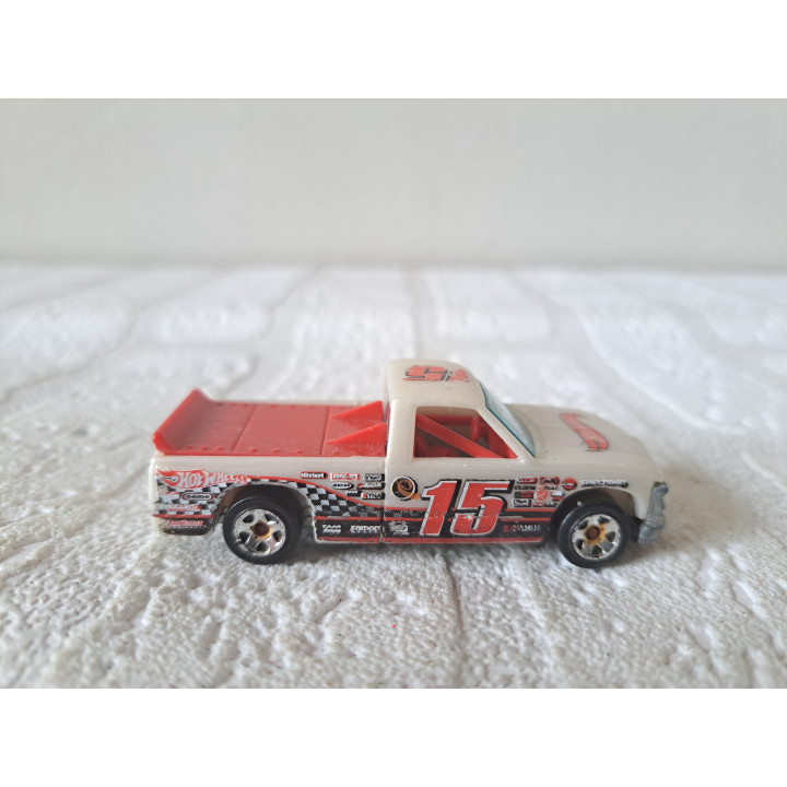 Chevrolet Chevy 1500 1996 Hot wheels 2011-078 - Verzamelmodelauto