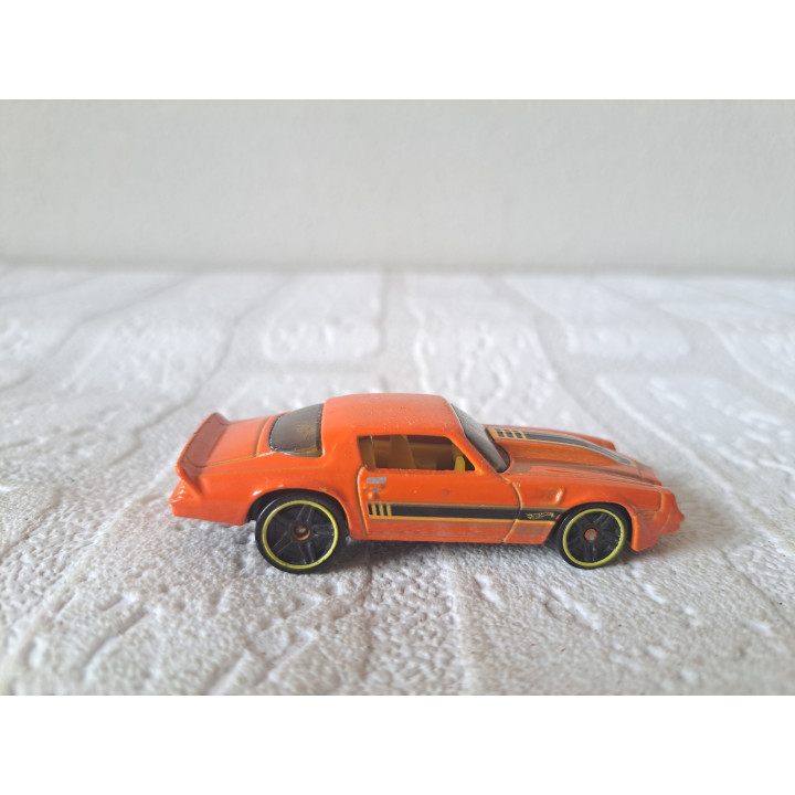 Chevrolet Camaro 1981 Hot wheels 2017-361 - Verzamelmodelauto