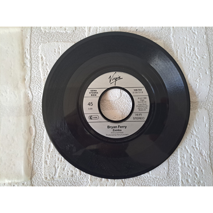 Bryan Ferry "Kiss And Tell" 1988 Virgin Vinyl Single 109701 - Vinyl Singles Bryan Ferry "Kiss And Tell" 1988 Virgin Vinyl Single 109701 - Vinyl Singles
