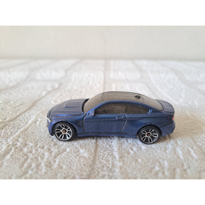 Bmw M4 2017 Hot wheels 2017-055